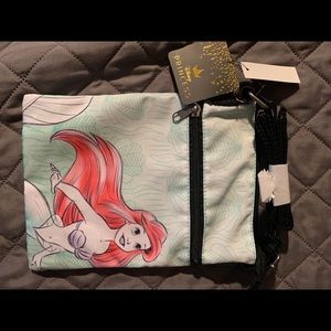 *SOLD*Crossbody passport bag